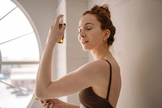 5 Benefits of Using a Hydrating Mist After Spray Tanning